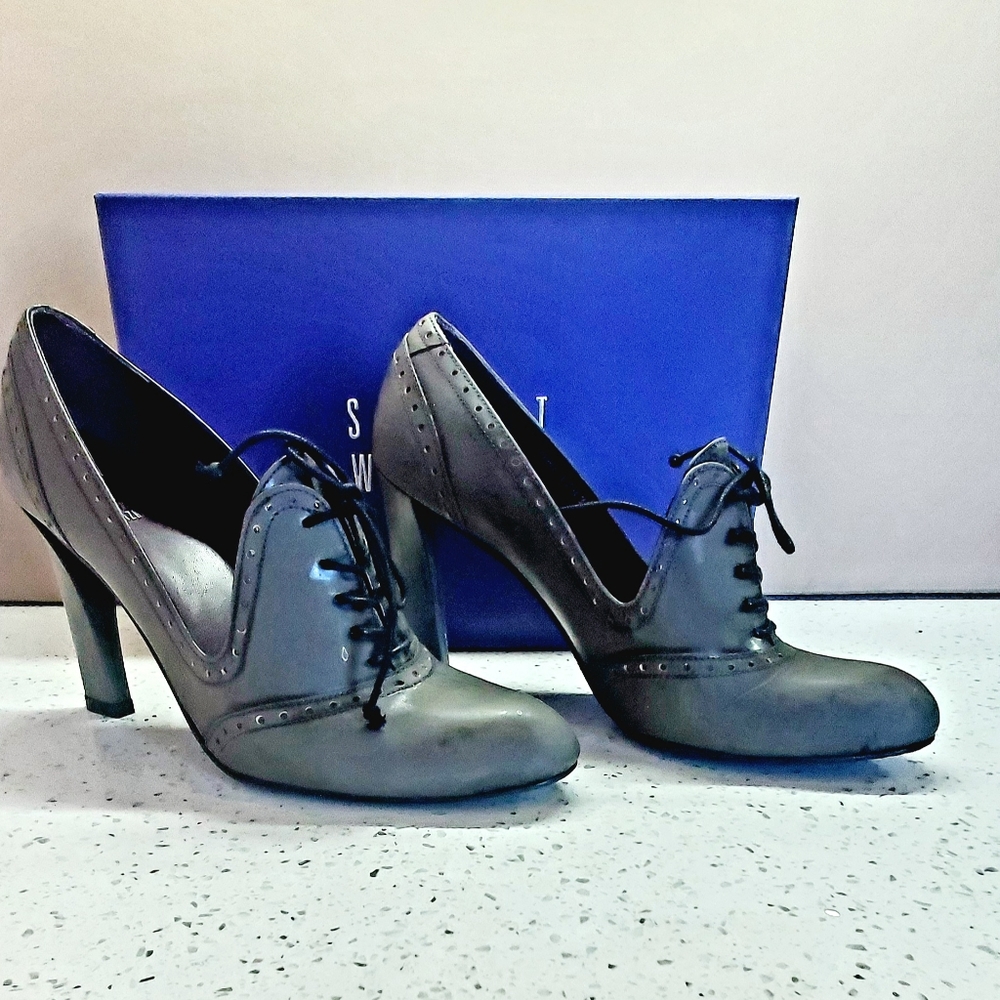 Stuart Weitzman Tailored Fog Brushed Calf.   Heeled loafers.  Grey. Size 8.5.